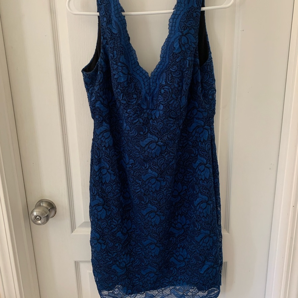 Elegant Blue Lace Dress